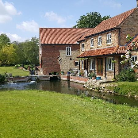 Watermill Farm Cottages Metheringham 外观 照片